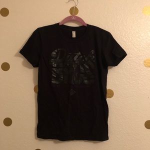 Women’s Dutch Bros black on black T-shirt large